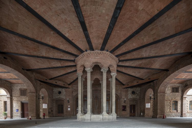 RECINTE DE L’ESCOLA INDUSTRIAL – ESCOLA DEL TREBALL