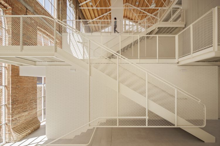 RECINTO FABRA I COATS – ESPACIO VERTICAL (COLLA CASTELLERA JOVE DE BARCELONA)