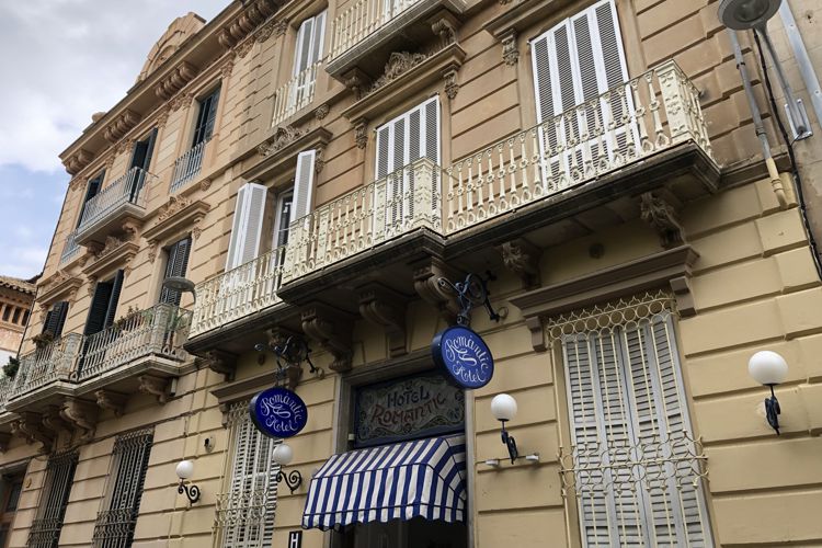 HOTEL ROMÀNTIC