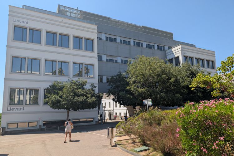 HOSPITAL DE ATENCIÓN INTERMEDIA DEL PARC SANITARI PERE VIRGILI