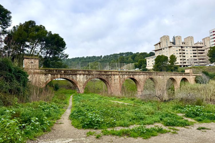 AQÜEDUCTES I HISTÒRIA A CIUTAT MERIDIANA