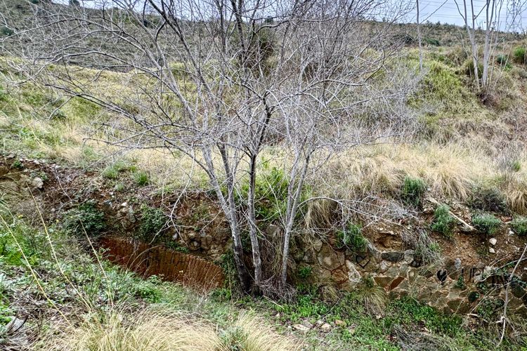EL PUENTE DELS TRES ULLS Y OTRAS INFRAESTRUCTURAS DESAPARECIDAS DE LA TRINITAT. EL AGUA QUE NUNCA LLEGÓ A BARCELONA