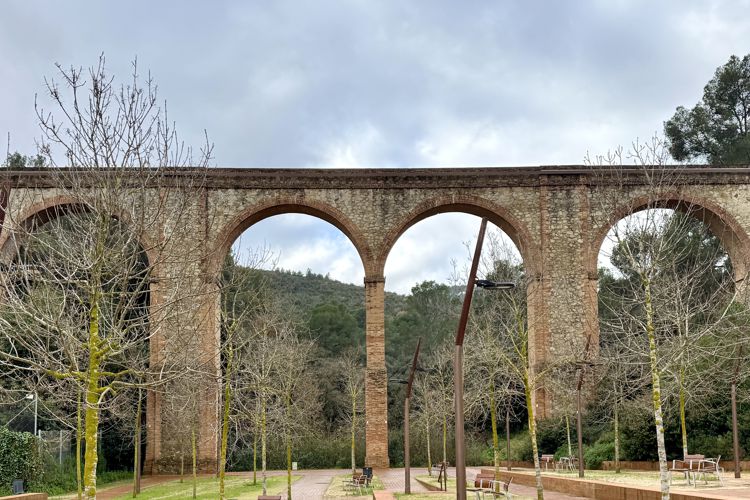 ACUEDUCTOS E HISTORIA DE TORRE BARÓ