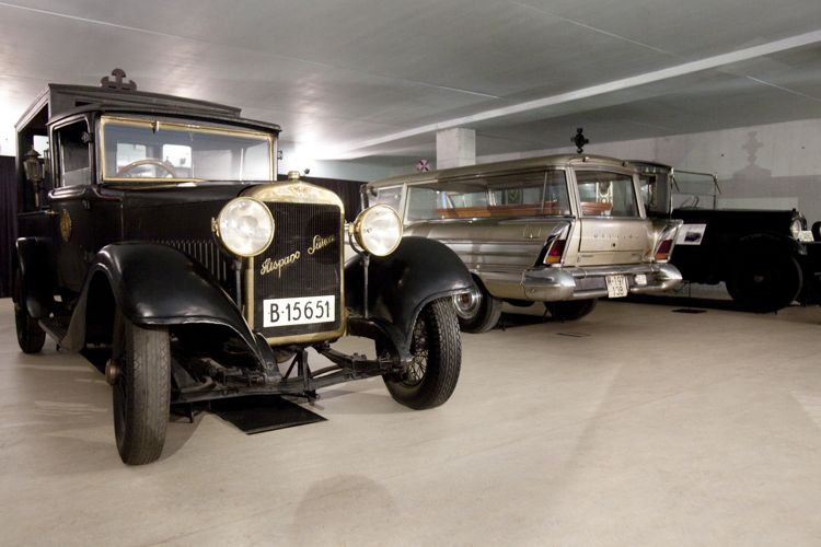 COL·LECCIÓ DE CARROSSES FÚNEBRES