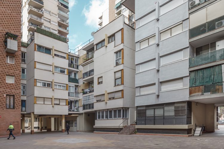 CONJUNT D’HABITATGES ESTRELLES ALTES