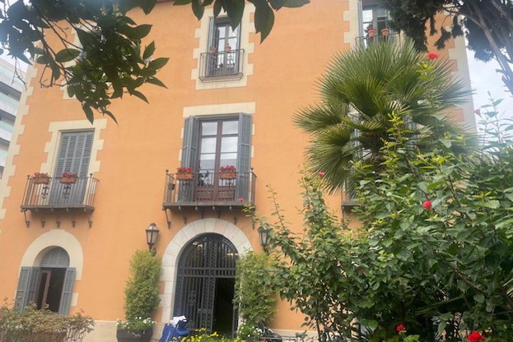 CASA SENILLOSA