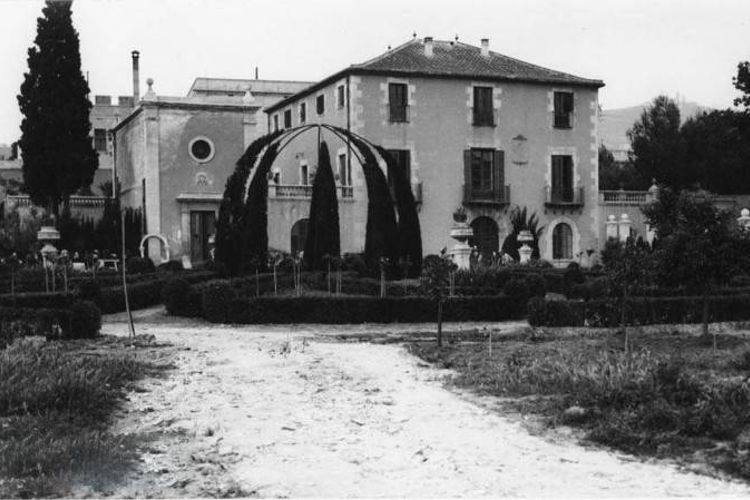 CASA SENILLOSA